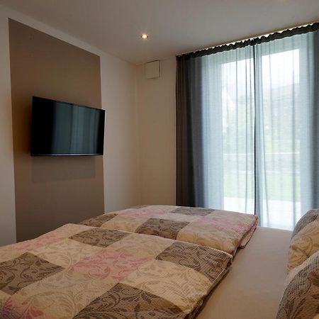Neu Mont Royal Suiten 2 Bis 4 Personen ทราเบิน-ทราร์บาค ภายนอก รูปภาพ