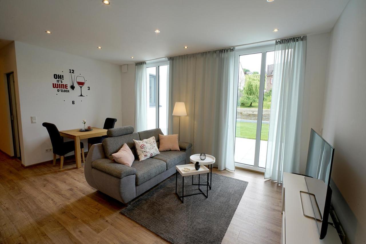 Neu Mont Royal Suiten 2 Bis 4 Personen ทราเบิน-ทราร์บาค ภายนอก รูปภาพ